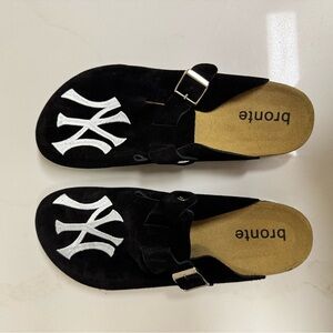 Brontë New York ‘Yorkie’ Mule